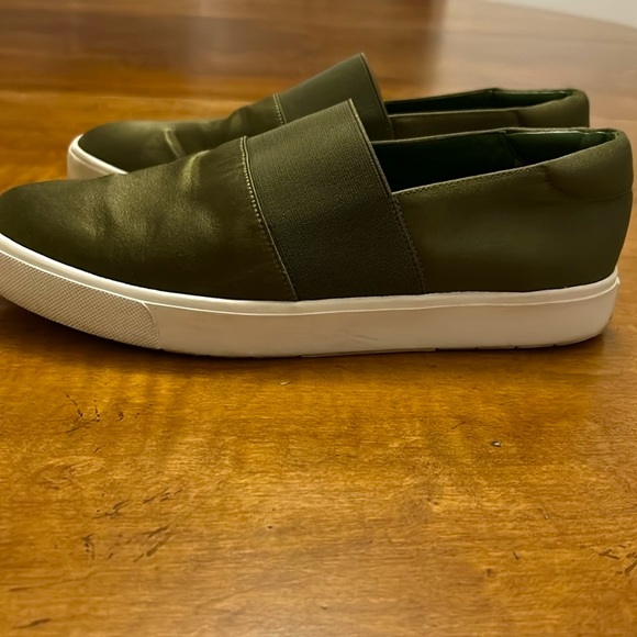 Vince Corbin Satin Slip-on Loafers, Size 38.5/8. - Picture 4 of 9